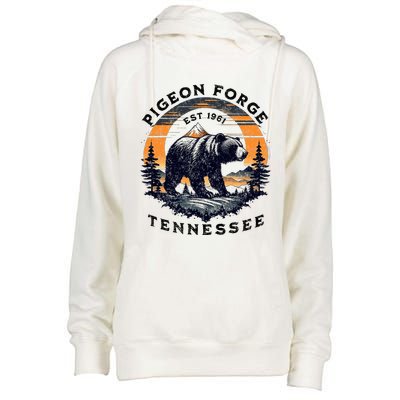 Pigeon Forge Womens Funnel Neck Pullover Hood