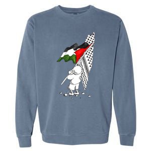 Palestine Free Palestine In Arabic Free Gaza Palestine Strong Garment-Dyed Sweatshirt