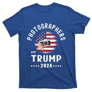 Photographers For Trump 2024 American Flag Vote Trump Cool Gift T-Shirt