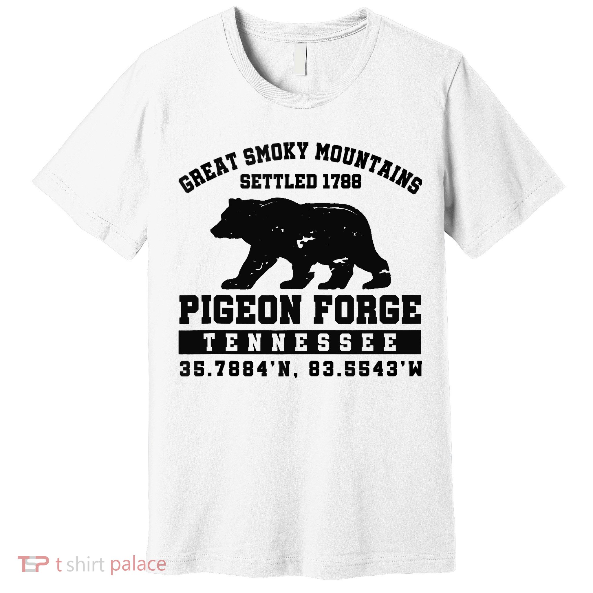 Pigeon Forge Tennessee Bear Great Smoky Mountains Premium T-Shirt