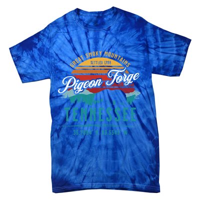 Pigeon Forge Tennessee Great Smoky Mountains Bear Retro Sun Meaningful Gift Tie-Dye T-Shirt