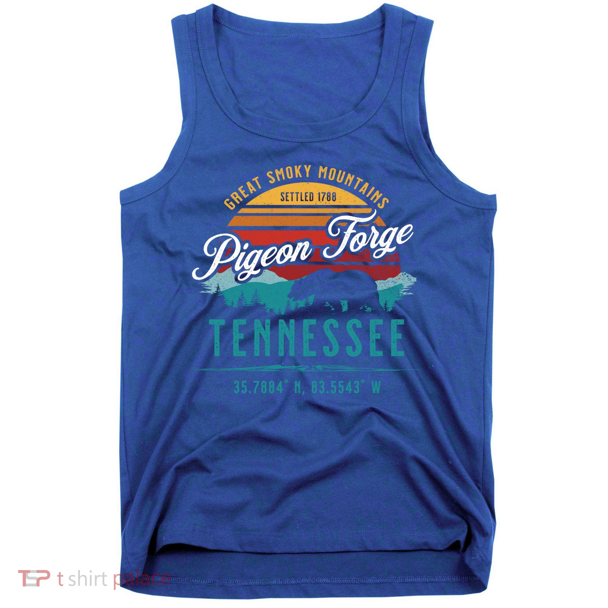 Pigeon Forge Tennessee Great Smoky Mountains Bear Retro Sun Meaningful Gift Tank Top