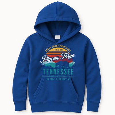 Pigeon Forge Tennessee Great Smoky Mountains Bear Retro Sun Meaningful Gift Kids Hoodie
