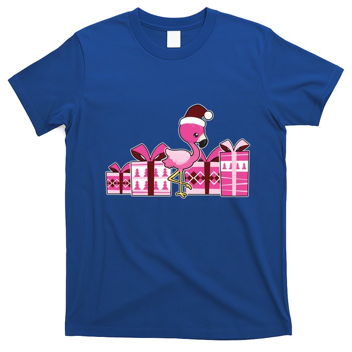 Pink Flamingo With Presents Cute Flamingo Christmas Cool Gift T-Shirt