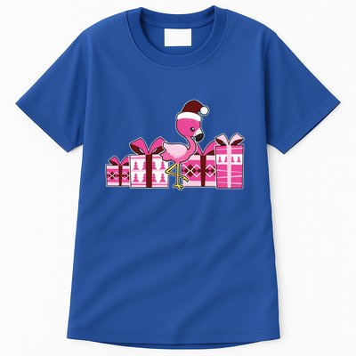 Pink Flamingo With Presents Cute Flamingo Christmas Cool Gift Tall T-Shirt