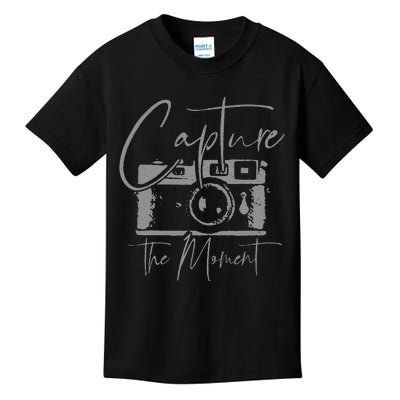 Photographer Gift Capture The Moment Vintage Camera Kids T-Shirt