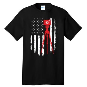 Photographer Gift Distressed American Flag Photographer Tall T-Shirt