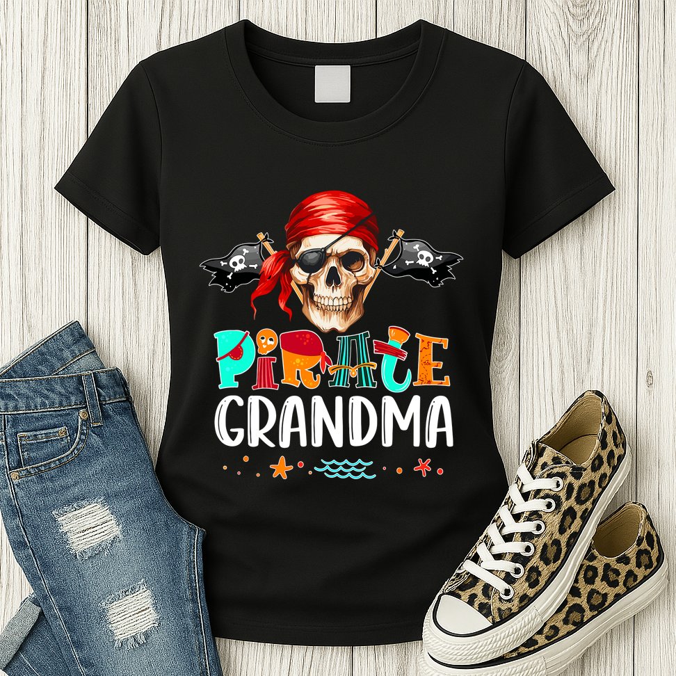 Pirate Grandma Funny Birthday Pirate Day Family Matching Womens T-Shirt