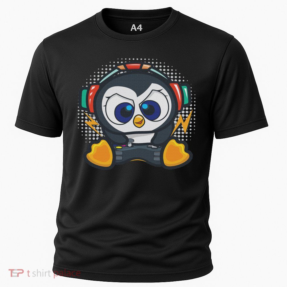 Penguin Gaming Gamer Gift Penguin Lover Cooling Performance Crew T-Shirt