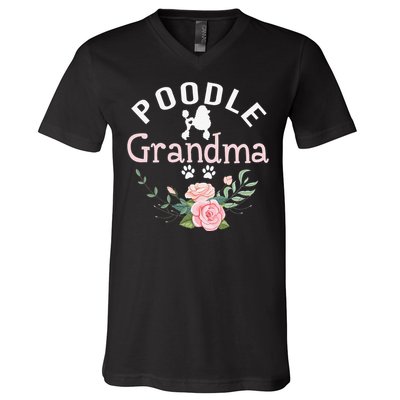 Poodle Grandma Gifts Wo Mom Poodle Dog Lover Christmas V-Neck T-Shirt