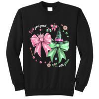 Pink Goes Good With Green Funny Halloween Witch Sweatshirt