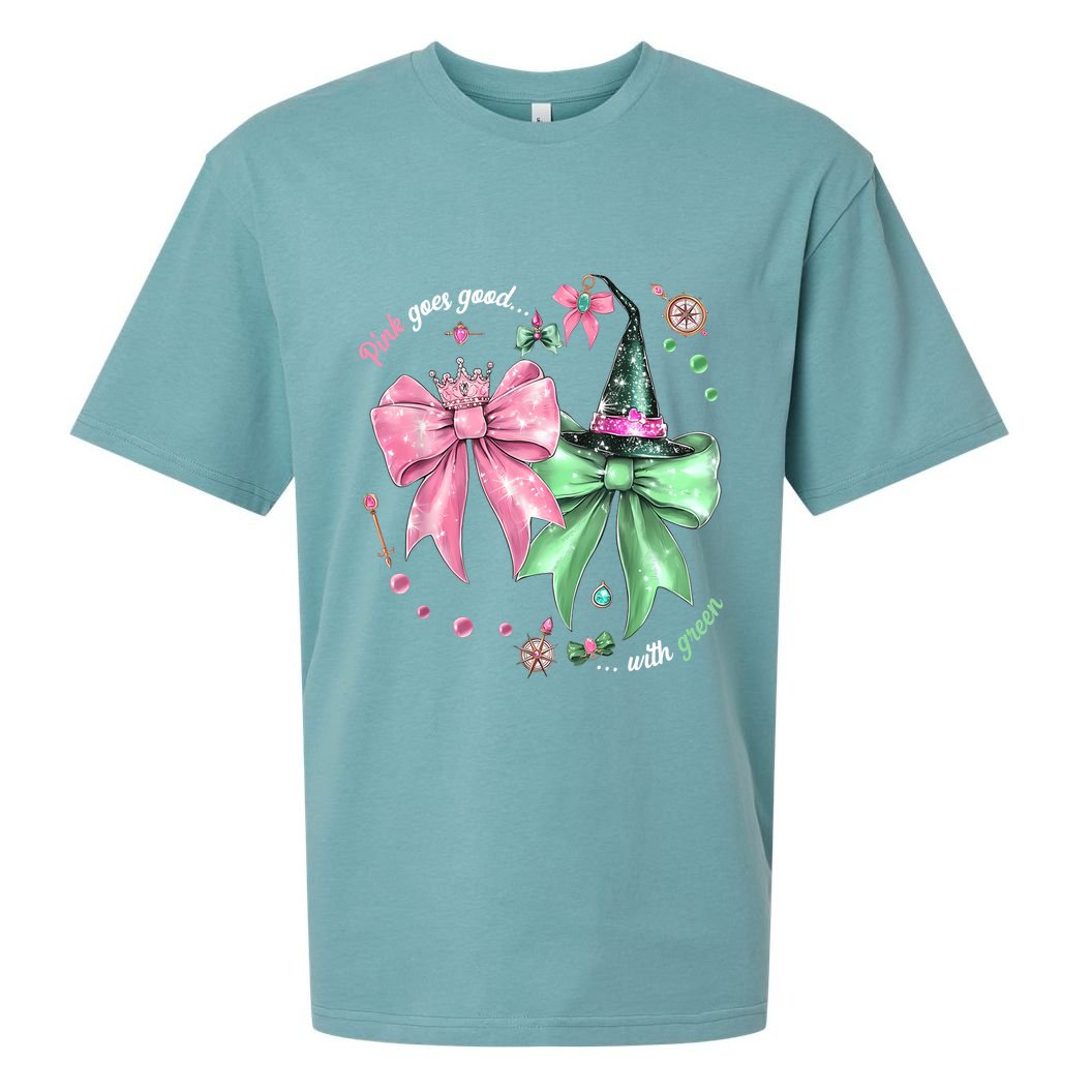 Pink Goes Good With Green Funny Halloween Witch Sueded Cloud Jersey T-Shirt