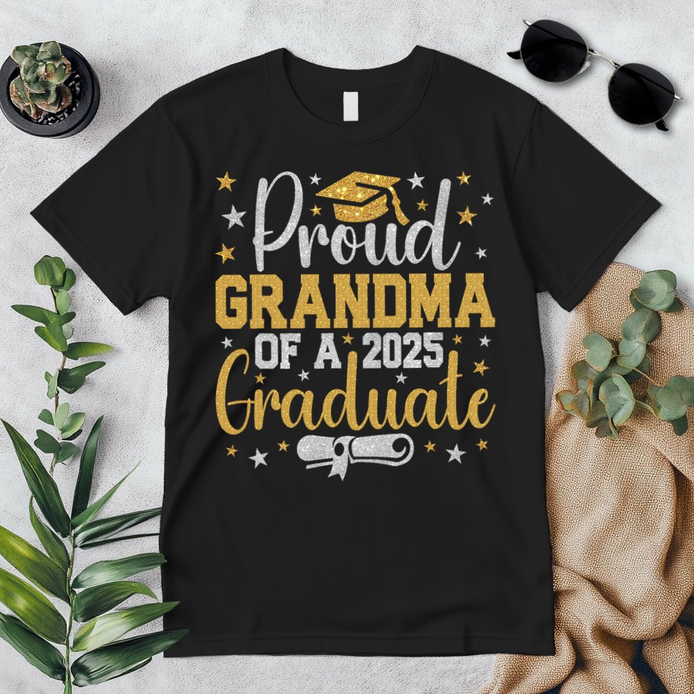 Proud Grandma Of A Class Of 2025 Graduate Graduation Nana Premium T-Shirt