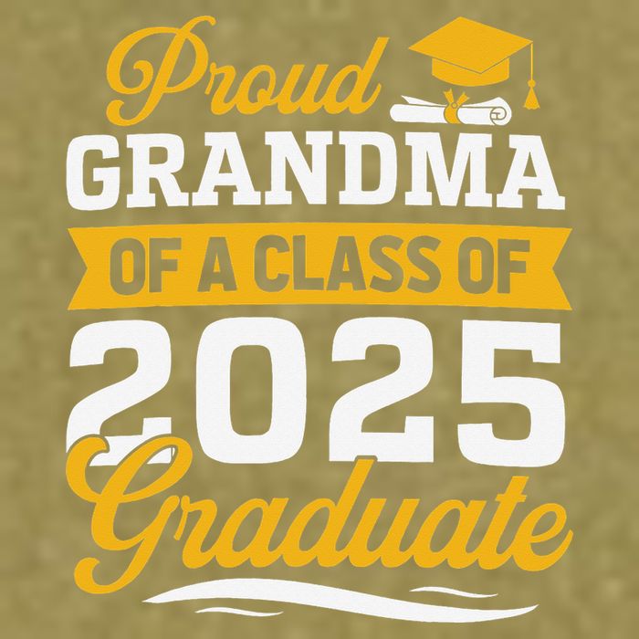 Proud Grandma Of A Class Of 2025 Graduate Grandma Garment-Dyed Women's Muscle Tee