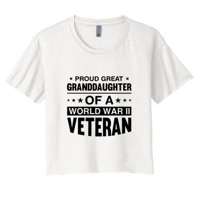 Proud Granddaughter Of A World War II Veteran Women's Crop Top Tee