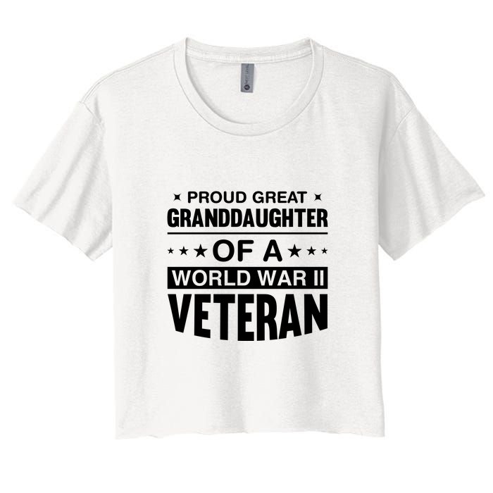 Proud Granddaughter Of A World War II Veteran Women's Crop Top Tee