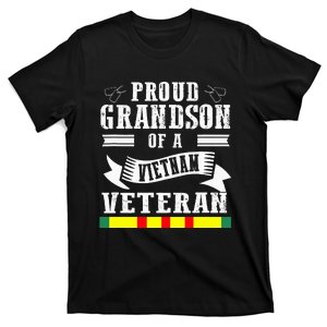 Proud Grandson Of a Vietnam Veteran T-Shirt