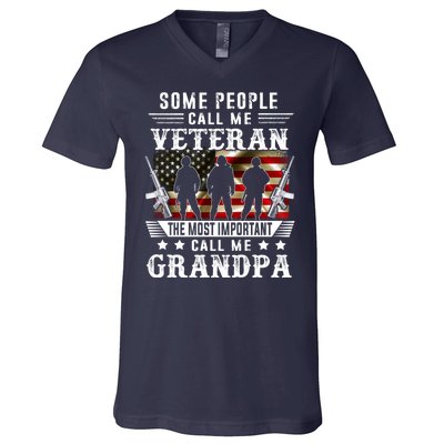 Proud Grandpa Veteran American Flag Gifts VeteranS Day V-Neck T-Shirt