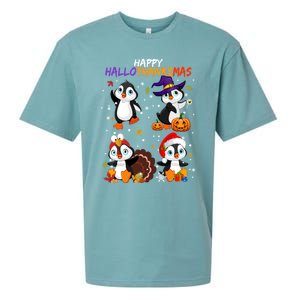 Penguin Happy Hallothanksmas Halloween Thanksgiving Xmas Cute Gift Sueded Cloud Jersey T-Shirt