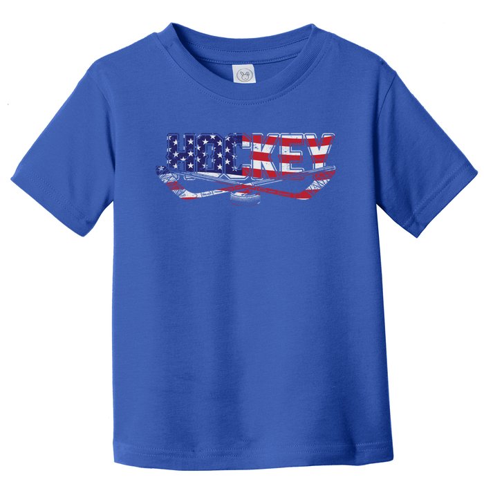 Patriotic Hockey Player Hockey Sticks Usa Flag Ice Hockey Gift Toddler T-Shirt