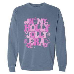 Pink In My Holly Xmas Jolly Era Groovy Retro Christmas Cute Gift Garment-Dyed Sweatshirt