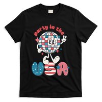 Party In The USA Retro 4th Of July Groovy Patriotic Fourth Of July T-Shirt
