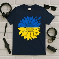 Peace in Ukraine Sunflower Design for Wo Ukrainian Flag T-Shirt