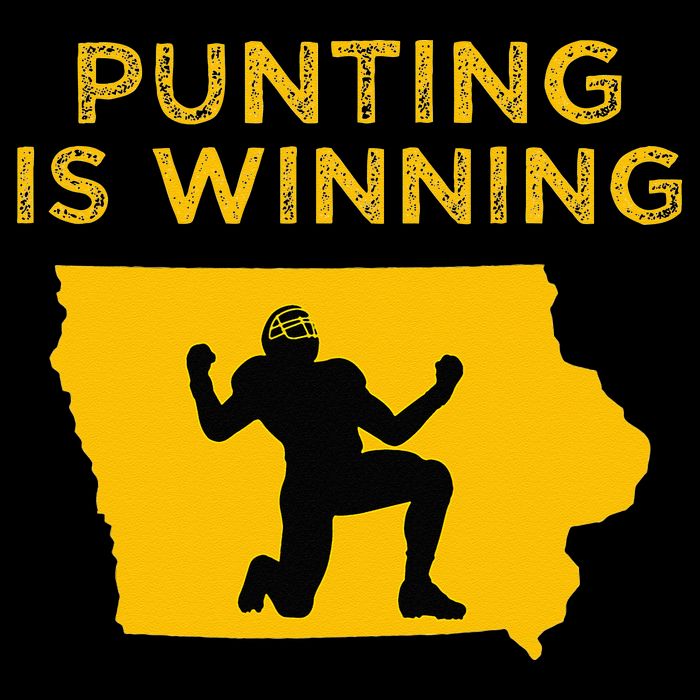Punting Is Winning Iowa I Cheer For The Punter Drawstring Bag
