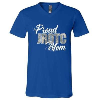 Proud Jrotc Mom Gift For Proud Mother Of Junior Rotc Cadets Gift V-Neck T-Shirt