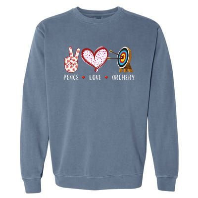 Peace Love Archery Target Gifts Women Archers Garment-Dyed Sweatshirt