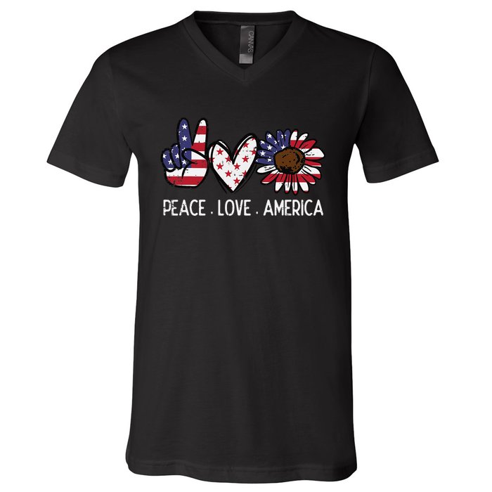 Peace Love America US Flag Fourth Wo 4th Of July Patriot V-Neck T-Shirt