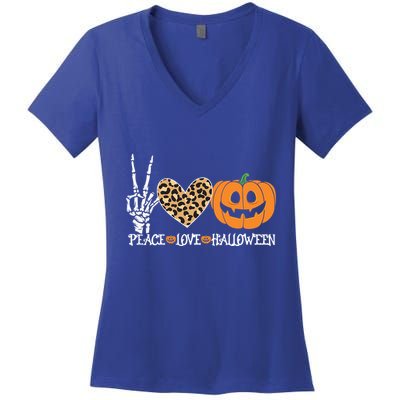 Peace Love Halloween Skeleton Hand Pumpkin Leopard Heart Cool Gift Women's V-Neck T-Shirt