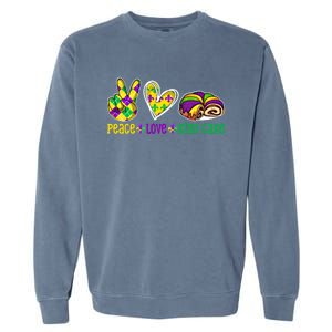 Peace Love King Cake Funny Mardi Gras Festival Party Great Gift Garment-Dyed Sweatshirt