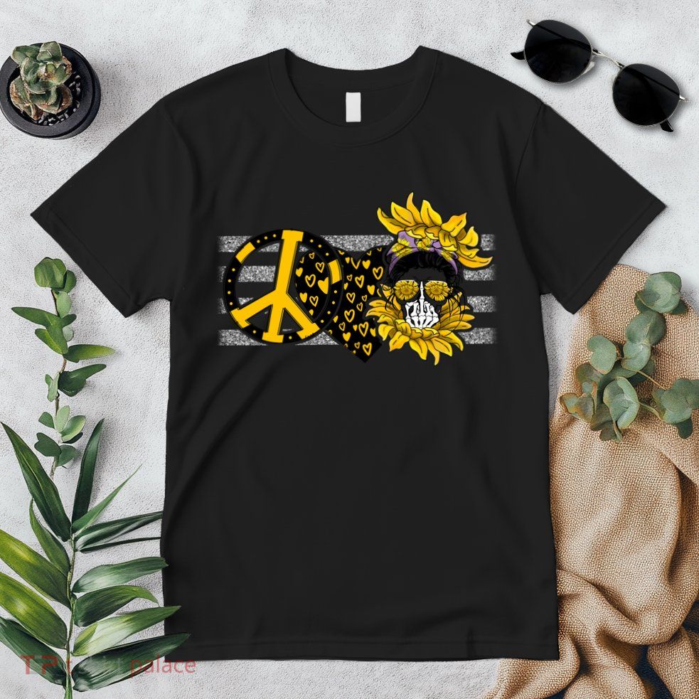 Peace Love Skull Mom Mother's Day Gift Premium T-Shirt