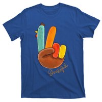 Peace Love Turkey Grateful Turkey Hand Sign Thanksgiving T-Shirt