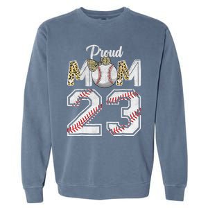 Proud Mom 23 Graduation Mother's Day Baseball Leopard Garment-Dyed Sweatshirt