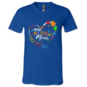 Proud Mom Autism Awareness Family Matching Tee Heart Puzzle Cute Gift V-Neck T-Shirt