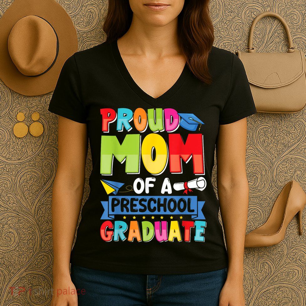 Proud Mom Class Of 2025 Preschool Pre-K Graduate Graduation Women's V-Neck T-Shirt