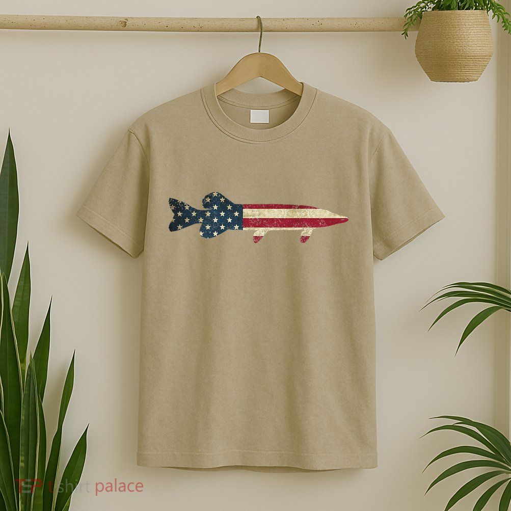 Pike Musky Fishing American Flag Vintage Patriotic Fisherman T-Shirt