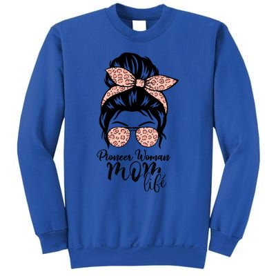 Pioneer Mom Life Messy Bun Leopard Sunglasses Great Gift Sweatshirt