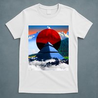 Pyramid Mountain Landscape Art T-Shirt