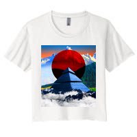 Pyramid Mountain Landscape Art Women's Crop Top Tee