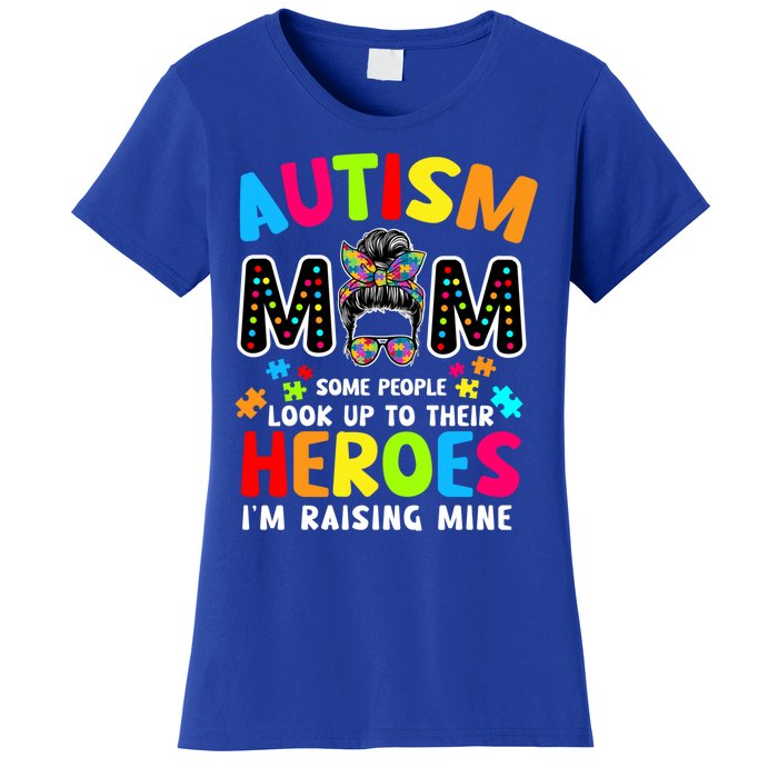 Puzzle Mommy Mama Autism Mom Raising Heroes Messy Bun Gift Women's T-Shirt