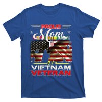 Proud Mom Of Vietnam Veteran Cool Gift Funny Gift T-Shirt