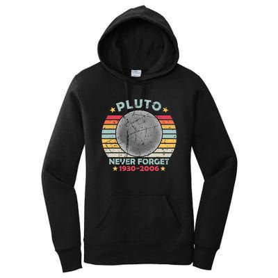 Pluto Never Forget Funny Space Vintage Retro Astronomy Women's Pullover Hoodie