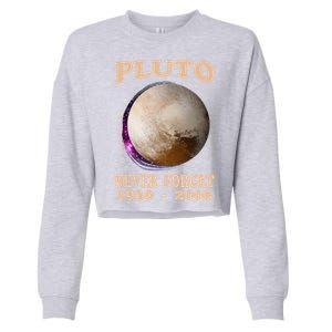 Pluto Never Forget 1930gift2006 Great Gift Cropped Pullover Crew