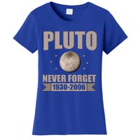 Pluto Never Forget Retro Vintage Pluto Weird Science Space Gift Women's T-Shirt