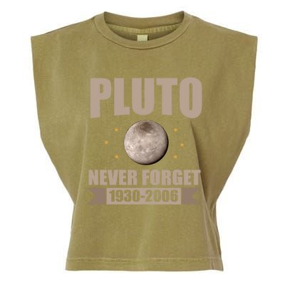 Pluto Never Forget Retro Vintage Pluto Weird Science Space Gift Garment-Dyed Women's Muscle Tee