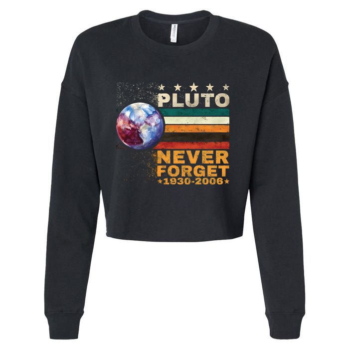 Pluto Never Forget Pluto Astronomy Cropped Pullover Crew