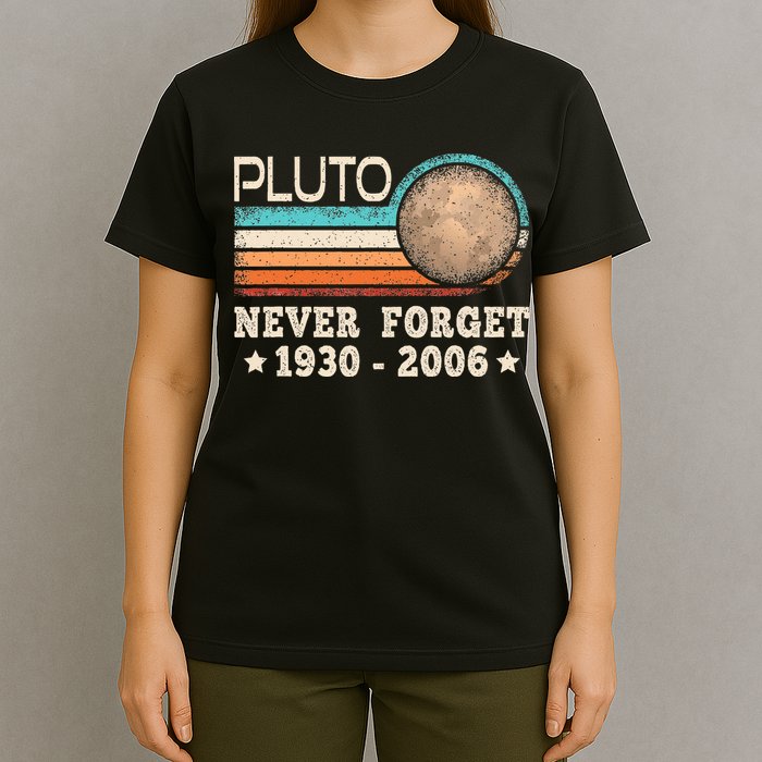 Pluto Never Forget Funny Planet Space Science T-Shirt
